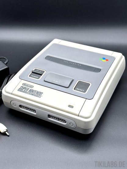 SNES | Super Nintendo Konsole mit 1 Controller 2 Kabel PAL